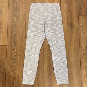 Lululemon women’s wunder under 25” leggings